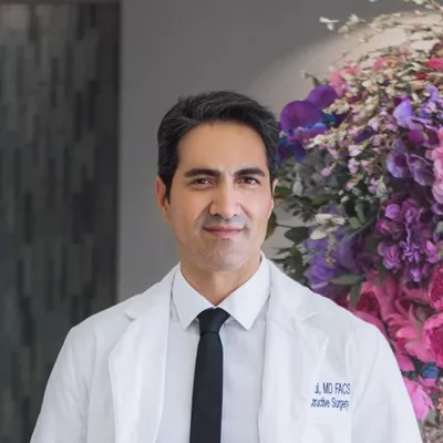 Michael Omidi MD FACS logo