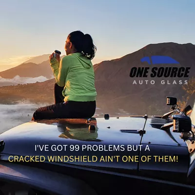 One Source Auto Glass logo